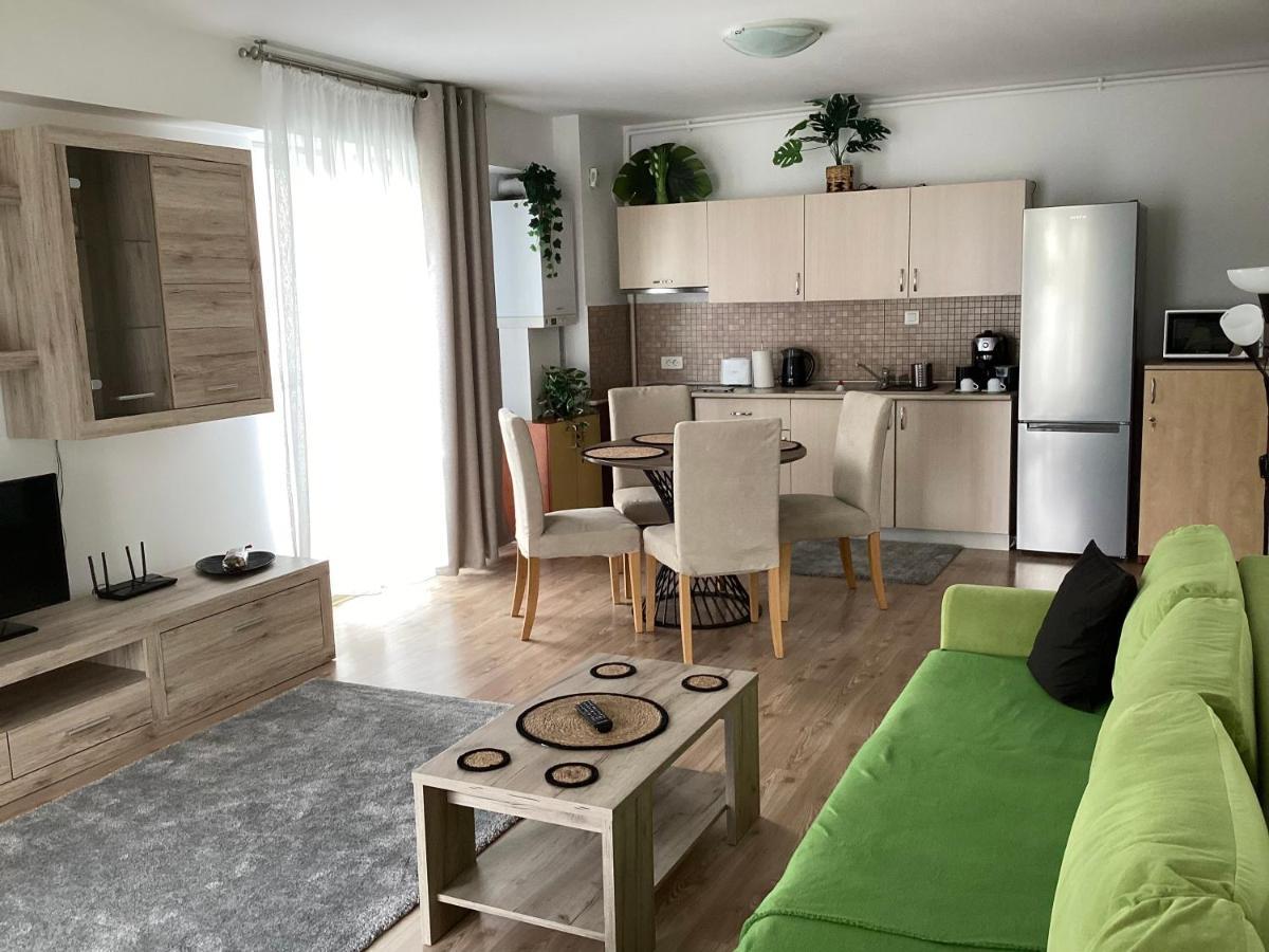 Relaxing Bucharest Airport Residences & Therme-Self Check-In 오토페니 외부 사진