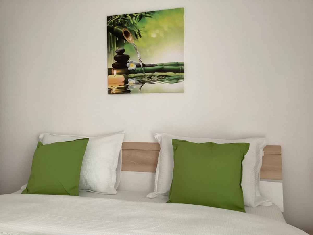 Relaxing Bucharest Airport Residences & Therme-Self Check-In 오토페니 외부 사진