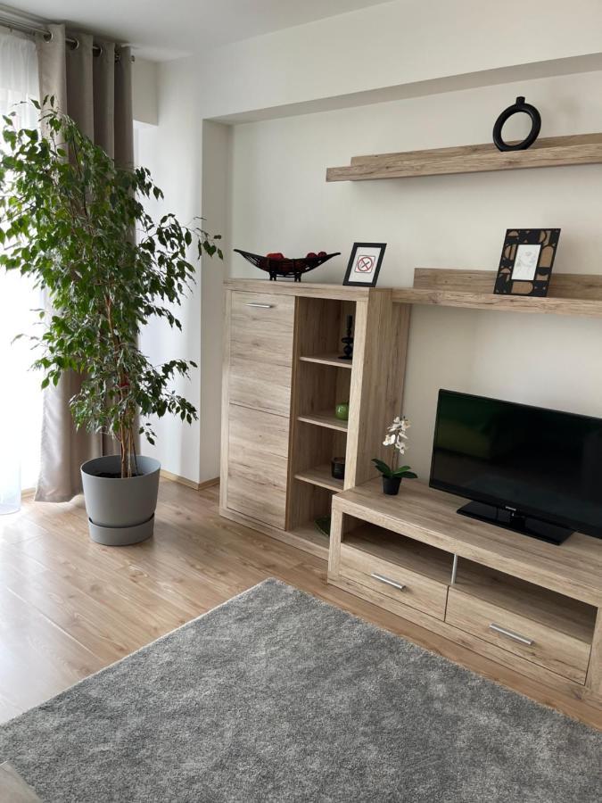 Relaxing Bucharest Airport Residences & Therme-Self Check-In 오토페니 외부 사진