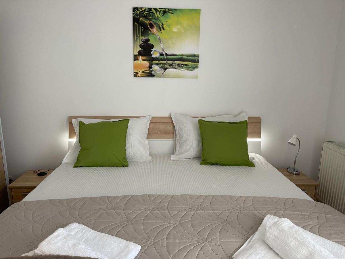 Relaxing Bucharest Airport Residences & Therme-Self Check-In 오토페니 외부 사진